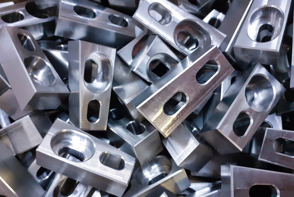 Referencia, Reference, Kontakt, Contact